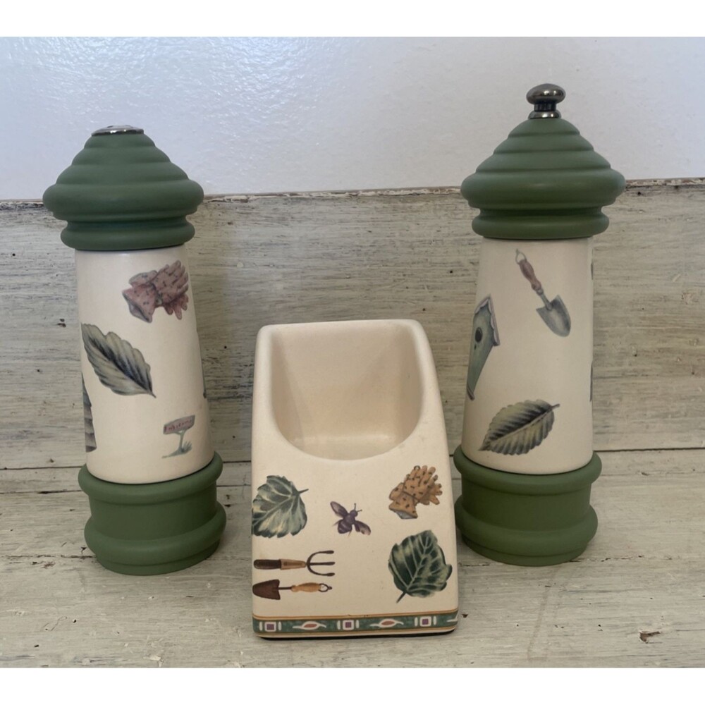 Pfaltzgraff Naturewood Serenity Pepper Grinder & Salt Shaker Set w/ Sink Caddy